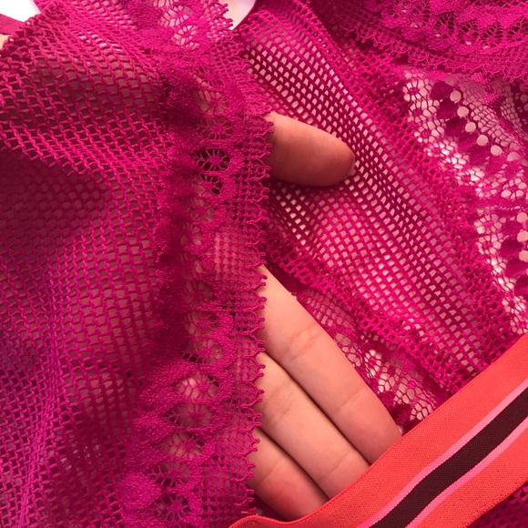 Victoria's Secret beautiful fuchsia teddy bodysuit - Picture 8 of 8